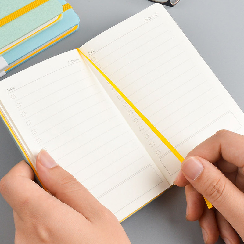 200 lappušu mini piezīmju grāmatiņa A7 cietajos vākos piezīmju grāmatiņas plānotājs Žurnāls Piezīmju grāmatiņa Pārnēsājamas kabatas Biznesa piezīmju grāmatiņas Skolas biroja Kancelejas preces