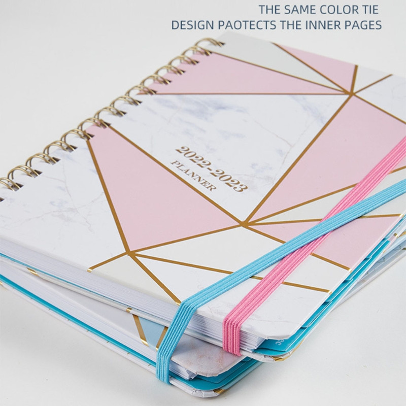 Klasisks A5 formāta skolotāju plānotāja biroja piezīmju grāmatiņa iknedēļas mēneša plānotājs ar ikmēneša rādītāja lapām, marmora tekstūras vāku