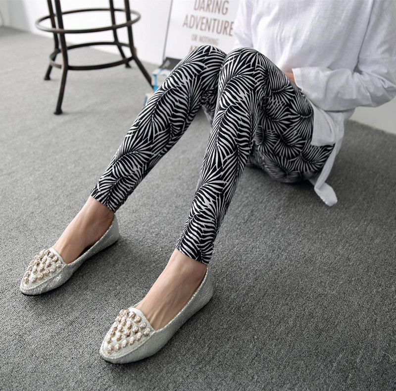 Дамски клинове с висока талия Фитнес клинове Дамски графити Карикатурен печат Млечни копринени клинове Дамски панталони SA656