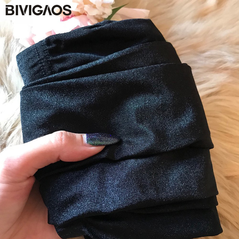 BIVIGAOS modes sieviešu elastīgi spīdīgi legingi spandekss legingi elastīgi gotikas pēdu leggins pankroka stulpiņi melni balti malas