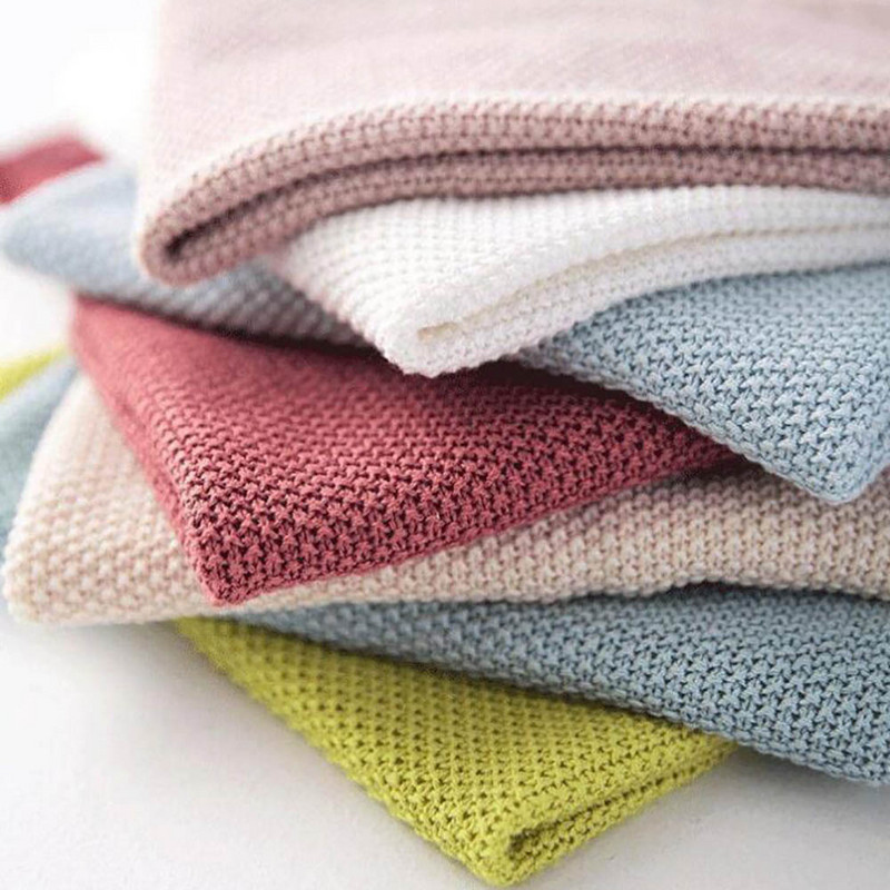 V-kaelusega lahtised naiste topid Vest Blusas Mujer De Moda 2022 Naiste suvised varrukateta kootud naiste riided Pluus Särgid Blusas Vestid