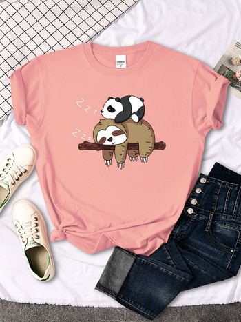 Panda Liing On A Sloth Printed Woman T-shirt με στρογγυλή λαιμόκοψη Νέα μπλουζάκια ταιριαστά μπλουζάκια oversized κοντομάνικα γυναικεία μπλουζάκια