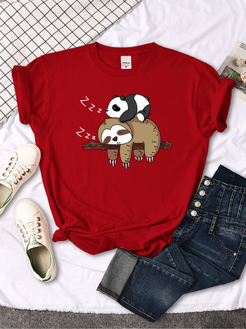 Panda Liing On A Sloth Printed Woman T-shirt με στρογγυλή λαιμόκοψη Νέα μπλουζάκια ταιριαστά μπλουζάκια oversized κοντομάνικα γυναικεία μπλουζάκια