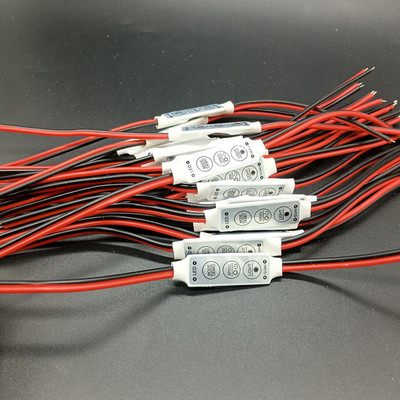 DC 5V-12V-24V 12A 3Keys Mini LED Controller Dimmer illesztőprogram RGB 5050/3528/2835/5730/5630/3014 SMD szalaglámpákhoz
