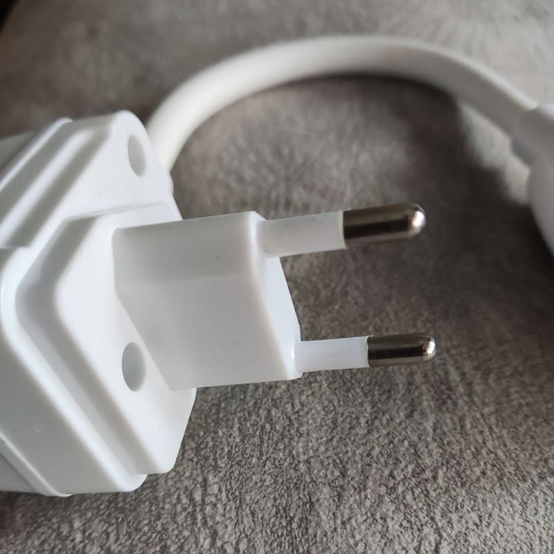 E27 LED izzó foglalatú lámpa aljzat tartó adapter átalakító EU dugós energiatakarékos lámpa hálószoba ágy mellé kapcsolóval