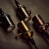 Messingist ripatsiga paigaldatav lambipesa Vintage vasest lambipesa E27 valgustipesa lambipesa vasest retrovalgusti