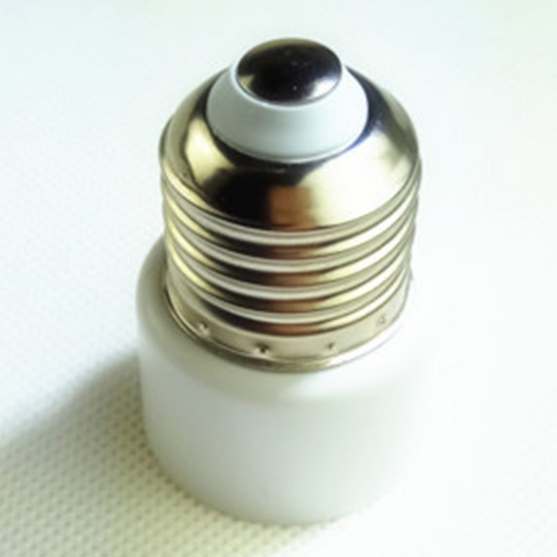 E26/E27 valguspesa ühendamiseks adapteriga Leegiaeglustav lambihoidja muundaja haru väljundpistiku muundur, mis sobib 2/3 haru muunduriga