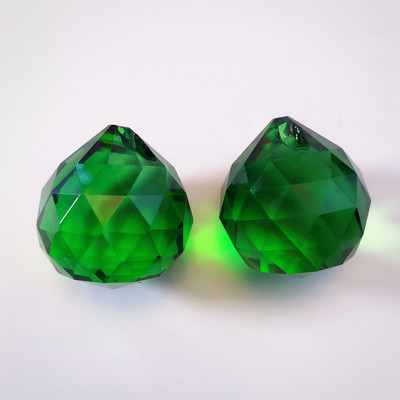 2 vnt. šviestuvų kristalų rutulys, blizgantis briaunotas stiklo pakabuko prizmės dalys Feng shui rutuliukai vaivorykštės saulės gaudyklės gaminimo reikmenys