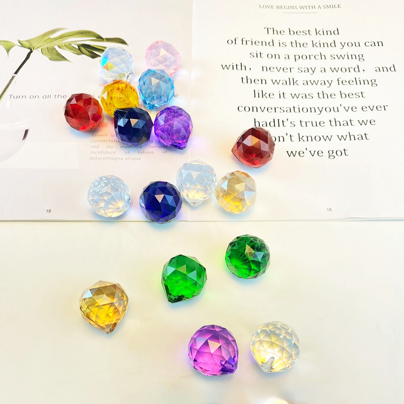 2 vnt. šviestuvų kristalų rutulys, blizgantis briaunotas stiklo pakabuko prizmės dalys Feng shui rutuliukai vaivorykštės saulės gaudyklės gaminimo reikmenys