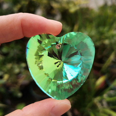 2 бр. 40 мм висулка сърце Кристал Слънцеловец Полилей Призма Мъниста Аксесоари за лампа Rainbow Maker Начало Сватбен декор Фигурка