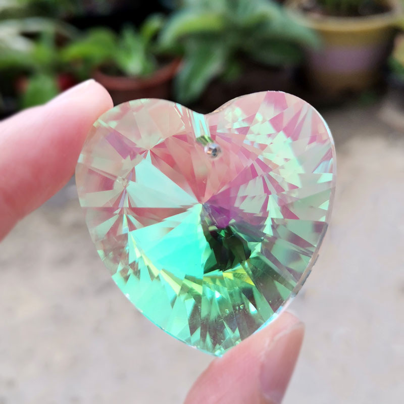 2 бр. 40 мм висулка сърце Кристал Слънцеловец Полилей Призма Мъниста Аксесоари за лампа Rainbow Maker Начало Сватбен декор Фигурка