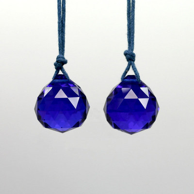 Топки от кристален полилей K9 с най-високо качество (безплатни пръстени) Многоцветно машинно изрязано и фасетирано стъкло 20 mm Фън Шуй сфери Направи си сам Ловец на слънце