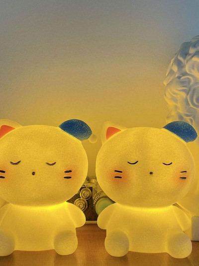 Lampă pentru pisici Lumină de noapte cu desene animate cu pisică Moale și nu orbitoare Lampă de birou pentru îngrijirea ochilor Lumină de noapte pentru copii Cadouri de aniversare de Paște pentru băiat