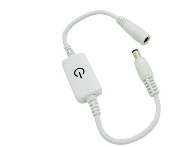 iTouchi LED-dimmer-puutelüliti koos nais- ja isase pistikuga ühevärvilise LED-ribaga lambi jaoks, DC 12V/24V, must/valge