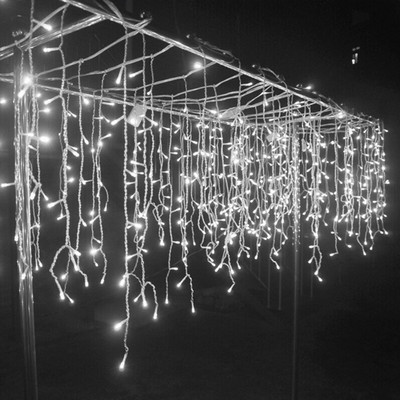 Ziemassvētku gaismiņas, ūdenskritums, āra noformējums, nokarenas LED gaismas aizkaru virtenes gaismas ballītes dārza karnīzes dekorēšana 220V 110V