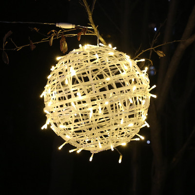 Jõulud Dia 20CM 30CM Suur Maakera Rattan Ball String Light Globe Ball Fairy Garland Light puupühade jõulukaunistuseks