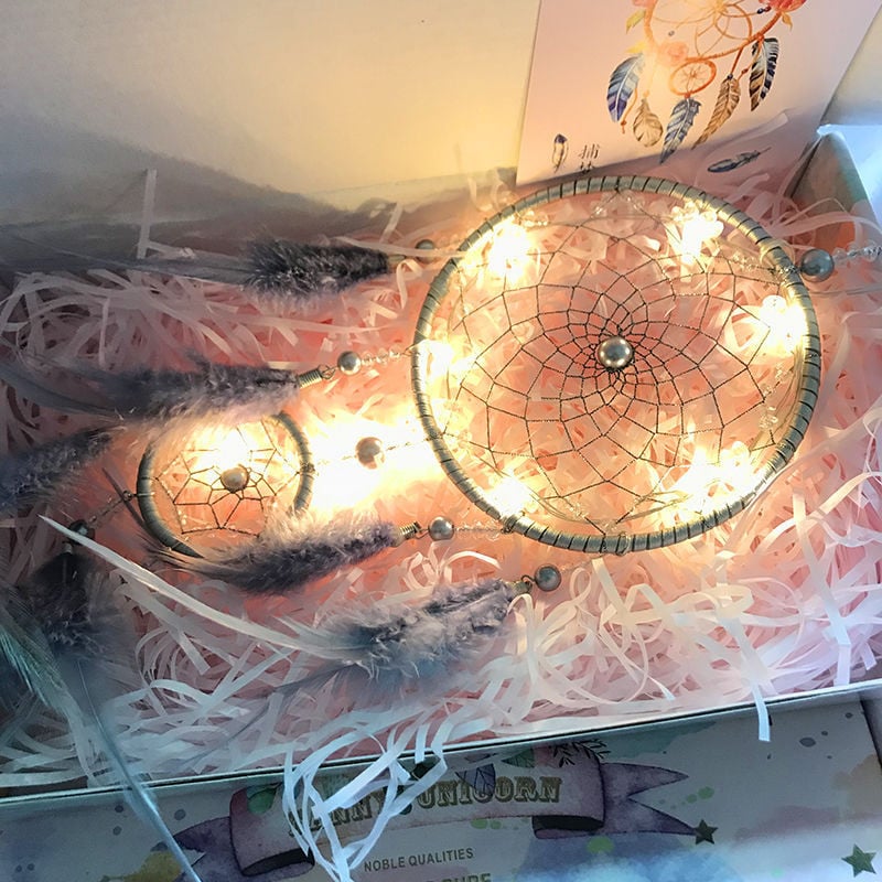 Ghirlandă luminoasă cu pene colorate, clopoței de vânt, pandantiv pentru cochilie, decor pentru dormitor de Valentine's, decorare pentru petrecerea de nuntă