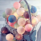 20 LED lampica s vijencem od pamučne kuglice 2,2 M Božićna bajkovita svjetiljka Festival blagdanske svadbene zabave Dekoracija kućnog kreveta