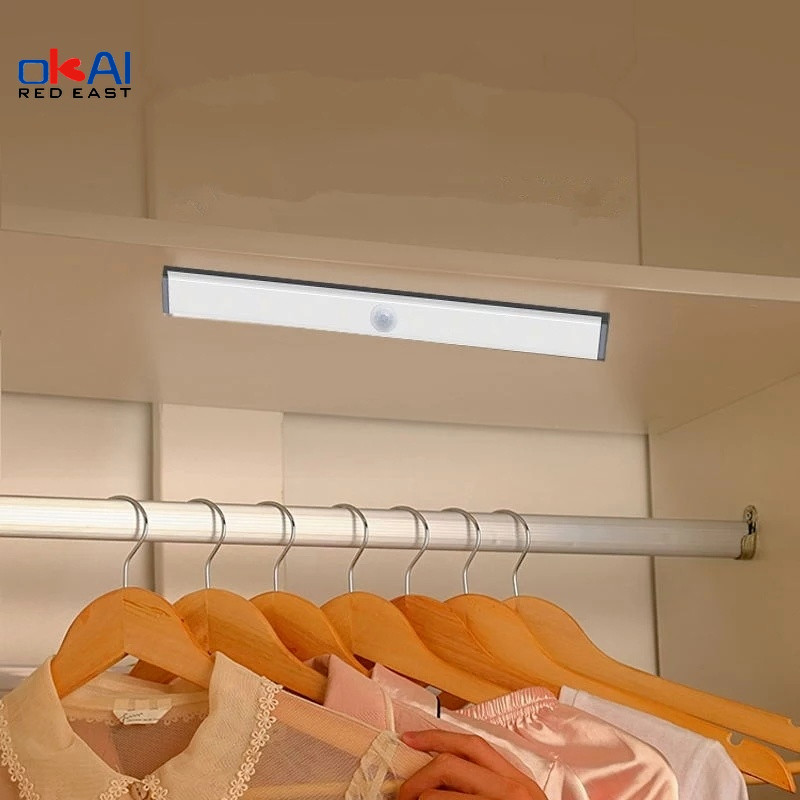 LED-es szekrényvilágítás 10 LED-es lámpa mozgásérzékelős világítással. Konyhai világítás USB újratölthető szekrény alatti lámpák hálószobához.