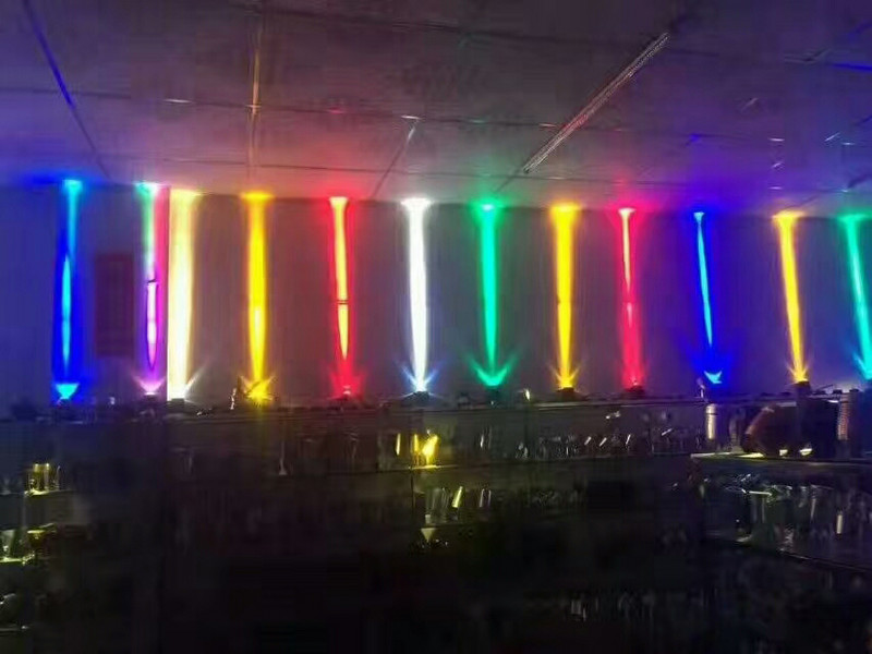 Lauko LED prožektorius, atsparus vandeniui IP65 sieninio apiplovimo lempa siauro spindulio kampo prožektorius 3W RGB taškinis tolimojo atstumo 220v