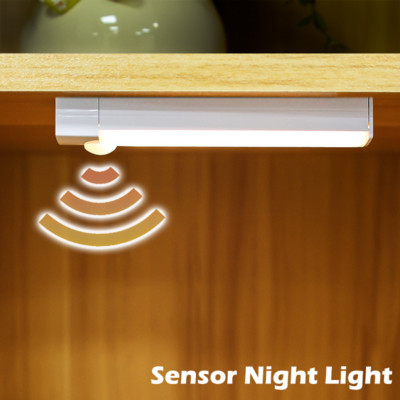 LED mozgásérzékelős fény vezeték nélküli éjszakai lámpa USB újratölthető éjszakai lámpa szekrény gardrób lámpa lépcsőház háttérvilágítás konyhába