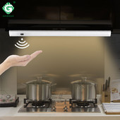 Bijela 12V rasvjeta ispod ormarića LED senzor pokreta Kuhinjski ormar Noćna svjetla Lampa za ormar Vitrina Svjetlo ormarića