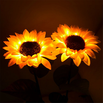 Solar Garden Stake Lights Outdoor Sunflower Lights LED Solar Powered Lights for Patio Lawn Garden Yard Pathway Decoration