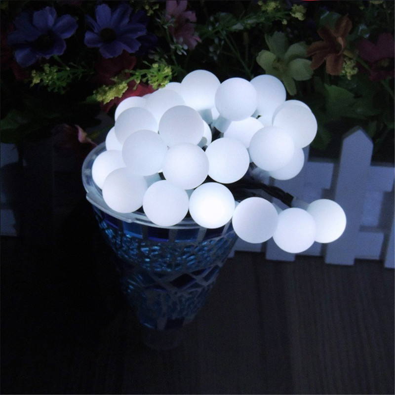 3M/6M/10M golyós LED zsinór lámpa 20LED 40LED 80LED lánc tündérfények Ünnep karácsonyi esküvő kültéri dekoráció elemmel működik