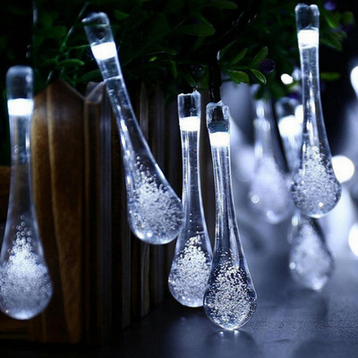 Új 1,5M 3M Fairy Garland LED vízcsepp golyósoros lámpák karácsonyfa esküvőhöz Beltéri dekoráció Valentin napra