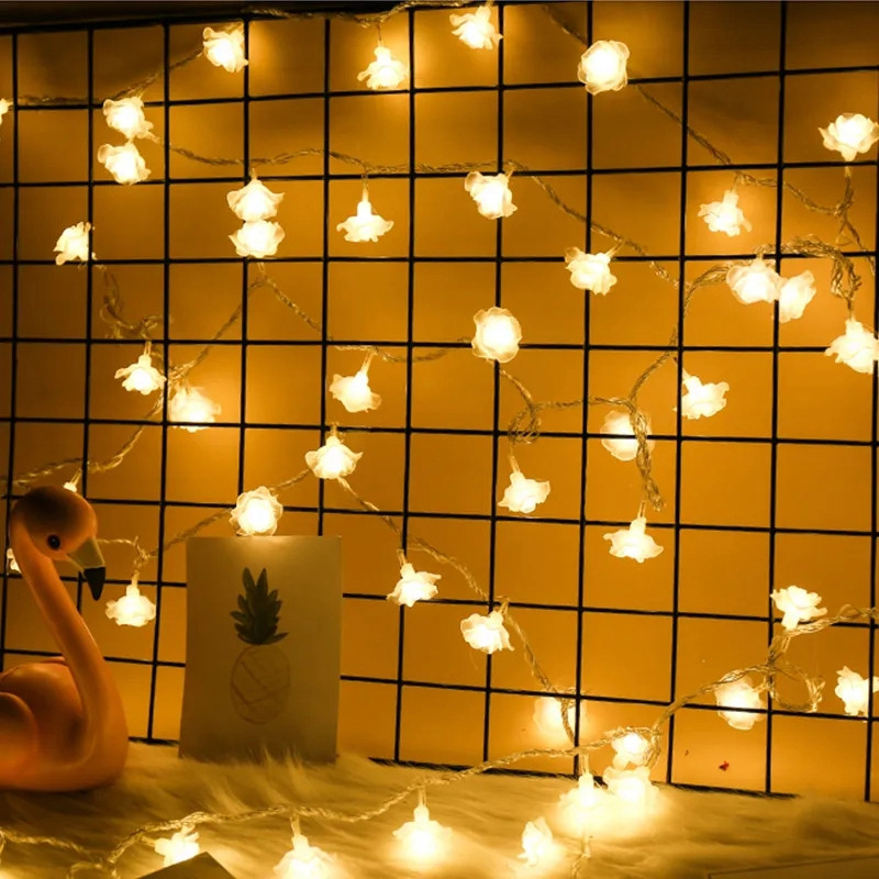 Plastikust LED-stringvalgustid Roosikujulised USB-öövalgustid 10/20 LED-i jõululillevalgusti pulmapeo kodu kaunistamiseks