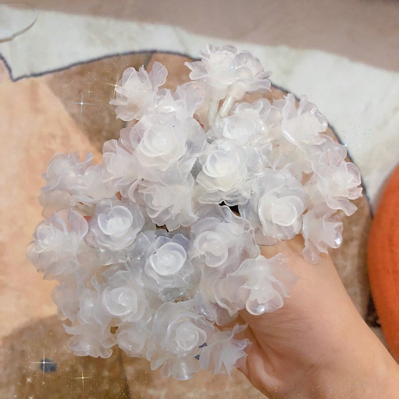 Plastikust LED-stringvalgustid Roosikujulised USB-öövalgustid 10/20 LED-i jõululillevalgusti pulmapeo kodu kaunistamiseks