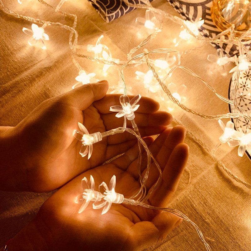 Ziedu ziedu vītnes ar baterijām darbināmi LED stīgu pasaku gaismas kristāla ziedi iekštelpu kāzām Ziemassvētku pasaku dārzs