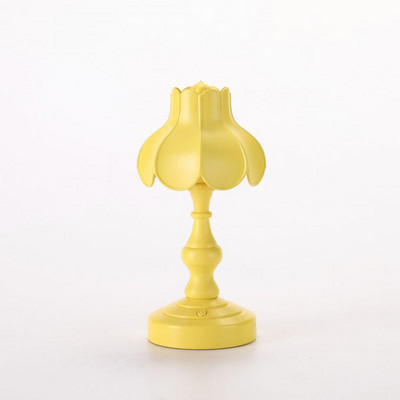 Usb újratölthető állvány Világos éjjeliszekrény hálószoba dekoratív világos, skandináv stílusú asztali lámpa Asztali lámpa nagykereskedés Hot Led lámpa Új