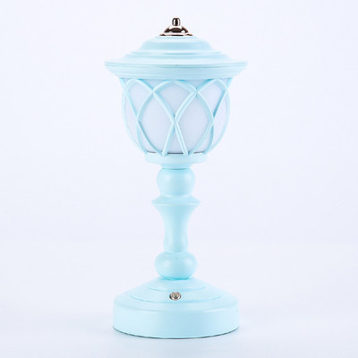 Usb újratölthető állvány Világos éjjeliszekrény hálószoba dekoratív világos, skandináv stílusú asztali lámpa Asztali lámpa nagykereskedés Hot Led lámpa Új