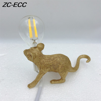 Nordic Mini Resin Mouse LED asztali lámpák nappaliba Hálószoba Éjjeli Asztali lámpa Aranyos Állat Egér Gyanta Éjszakai lámpák Lámpák
