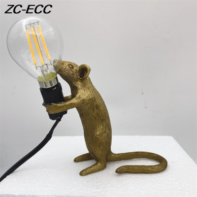 Nordic Mini Resin Mouse LED asztali lámpák nappaliba Hálószoba Éjjeli Asztali lámpa Aranyos Állat Egér Gyanta Éjszakai lámpák Lámpák