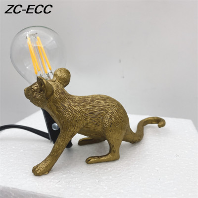 Nordic Mini Resin Mouse LED asztali lámpák nappaliba Hálószoba Éjjeli Asztali lámpa Aranyos Állat Egér Gyanta Éjszakai lámpák Lámpák