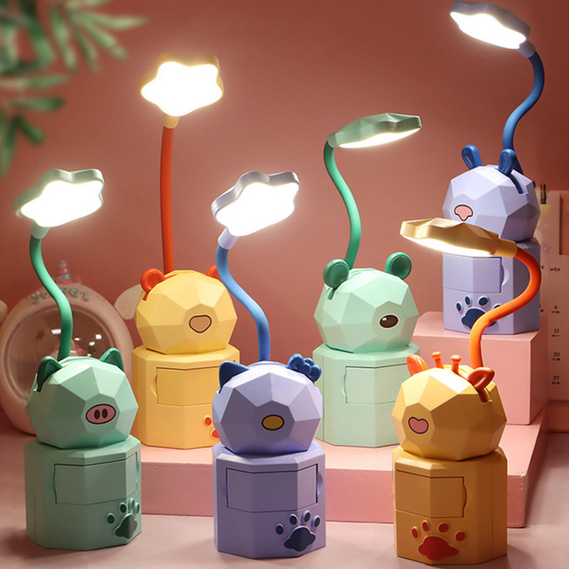 Kawaii üliõpilaste ühiselamu koomiks loomade laualamp USB laadimine hoiuruum Öised lugemislambid Magamistuba armas lemmiklooma kirjutuslaud LED valgus