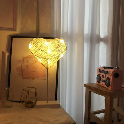 Állítsa be a szobor lámpa lámpa asztali lámpa szív éjszakai dekoratív kis LED barkács rattan modellező LED lámpa