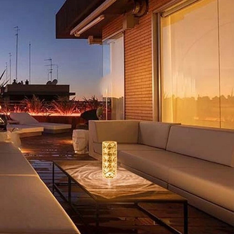 RGBW stolová lampa valcová diamantová stolová lampa moderné krištáľové LED stolové lampy do spálne dekorácia umelecká dekorácia LED nočné svetlá