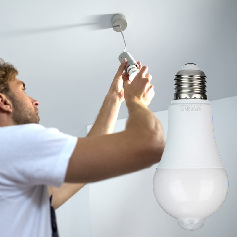 Led judesio jutiklio lemputė Led lempa Pir jutiklio apšvietimas automatiškai įjungiamas / išjungiamas naktinis apšvietimas namų parkavimo apšvietimui 220v 265v 5/7/9/12/15W E27