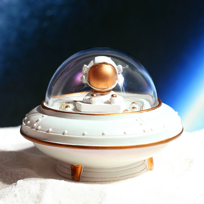 LED astronaut Star Light Cartoon astronaut farfurie zburătoare Vecină de noapte Dormitor Living Room Decor Cadou de aniversare pentru copii Nou