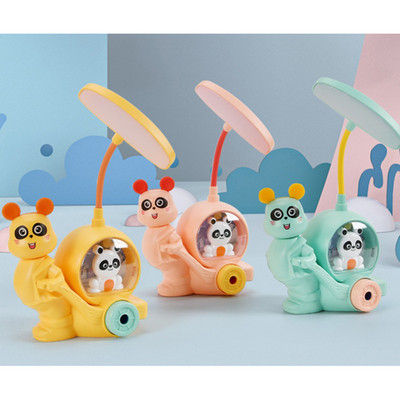 Aranyos rajzfilm asztali lámpa Szemvédelem Energiatakarékos olvasólámpa USB töltés alvó színes éjszakai fény LED asztali lámpa gyerekeknek