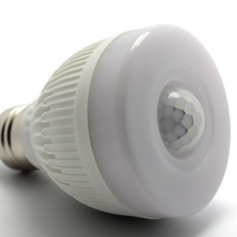 E27 5W LED-anduri pirn 85-265V PIR liikumisanduri lambipirn Automaatne SISSE/VÄLJA LED-lamp päeva-öövalgusti trepi koridori jaoks