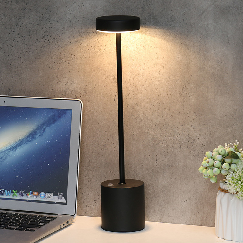 Vezeték nélküli LED-es éjjeli lámpa 3 világítási mód Iron Art Szemvédelem Érintővezérlés szabályozható Asztali lámpák Hálószoba Nappali Luster