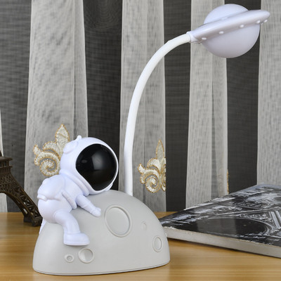 Kreatív Astronaut Moon Night Light Gyerekek USB Újratölthető LED Spaceman Baba Gyerek Hálószoba Éjjeliszekrény Asztali lámpa Karácsony
