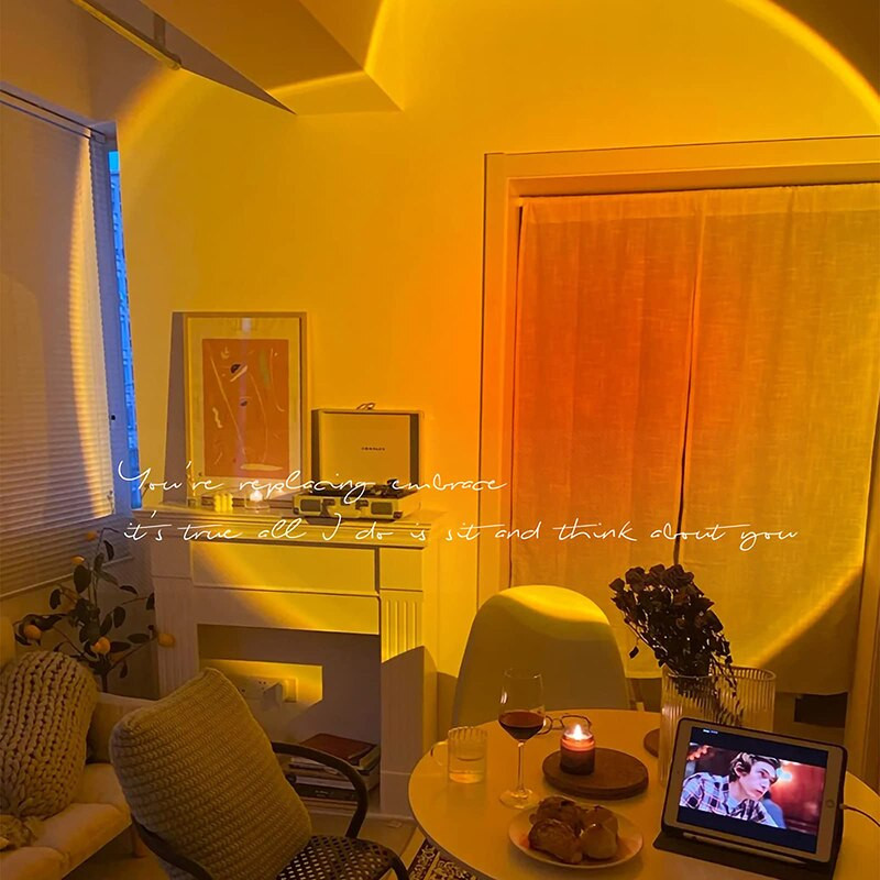 LED Spaceman Sunset Lamp Astronaut Sunset Lamp Varavīksnes projekcijas nakts gaisma ar 360 rotācijas tīkla uzlādējamu gaismu