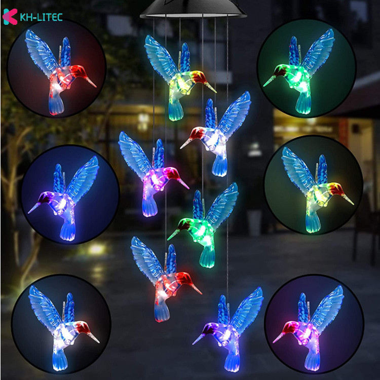 Värvimuutev päikeseenergia tuulekell koolibri ingel liblikas veekindel välikaunistustuli siseõue aia jaoks