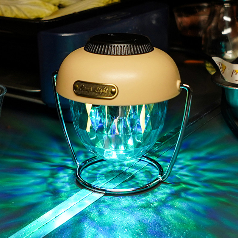 Mini lanternă agățată din metal vintage, lumină albă de culoare caldă, lanternă de camping cu LED, lumină de cort reîncărcabilă prin USB pentru drumeții în aer liber