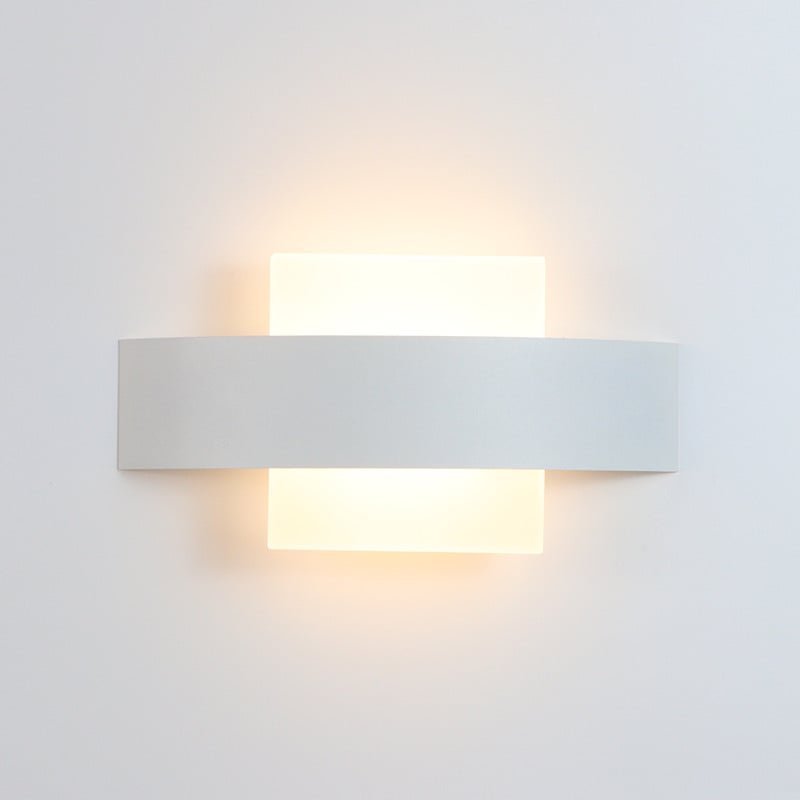 Lampă de perete LED 4W Coridor Scară Lumină de perete Lumină pentru balcon Iluminat de interior Decor Lampă Fier și acrilic AC90-260V